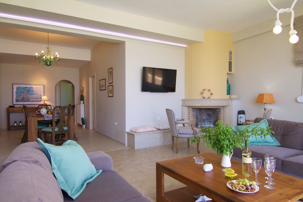 Espera Luxury Beach Front Residence With Pool & Bbq, By Thinkvilla Rethymno Eksteriør bilde