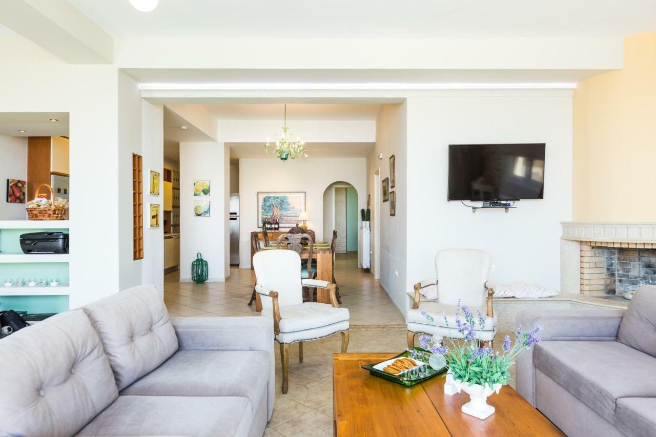 Espera Luxury Beach Front Residence With Pool & Bbq, By Thinkvilla Rethymno Eksteriør bilde